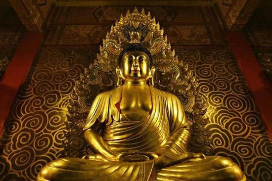 笑傲仙侠金身系统塑造战神