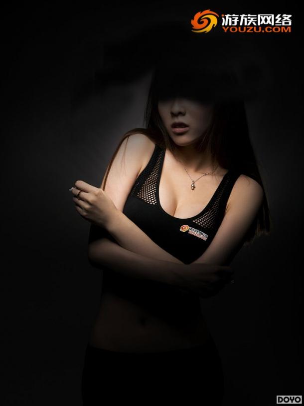 ����Ů�����˽����ڲ� �Ը�showgirl�ֲ�д���ع�_��վ