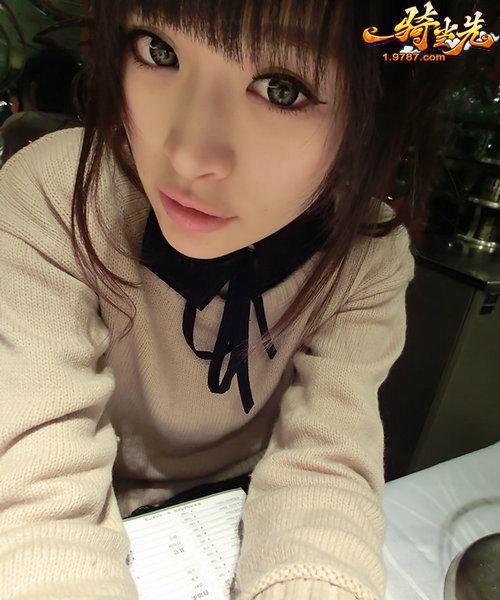 百变谋女郎 《一骑当先》美女玩家艳惊甄嬛_本站