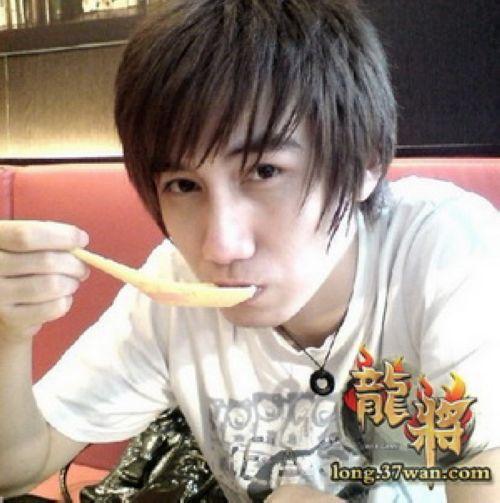 高富帅?37wan《龙将》微电影男主角曝光_本站