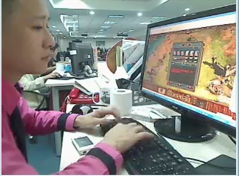 史上最敬业的“职业”玩家_本站