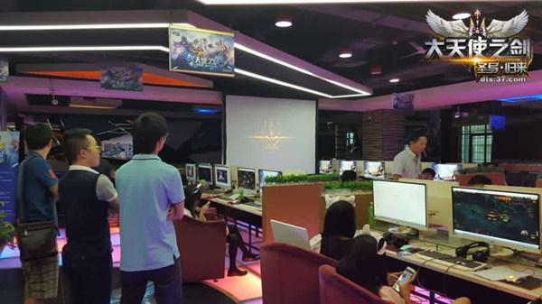 ������ʹ֮�����ٰ��׸���������ϵ������_��վ